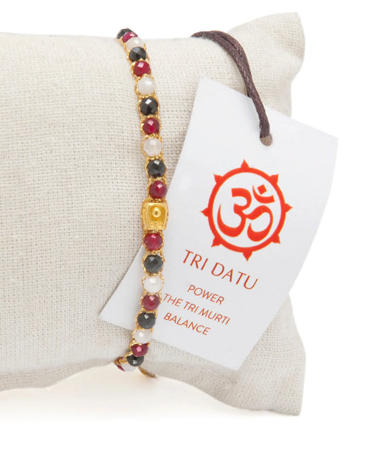 Tridatu and Its Spiritual Meaning in Bali: Explore Samapura's Unique Bracelets