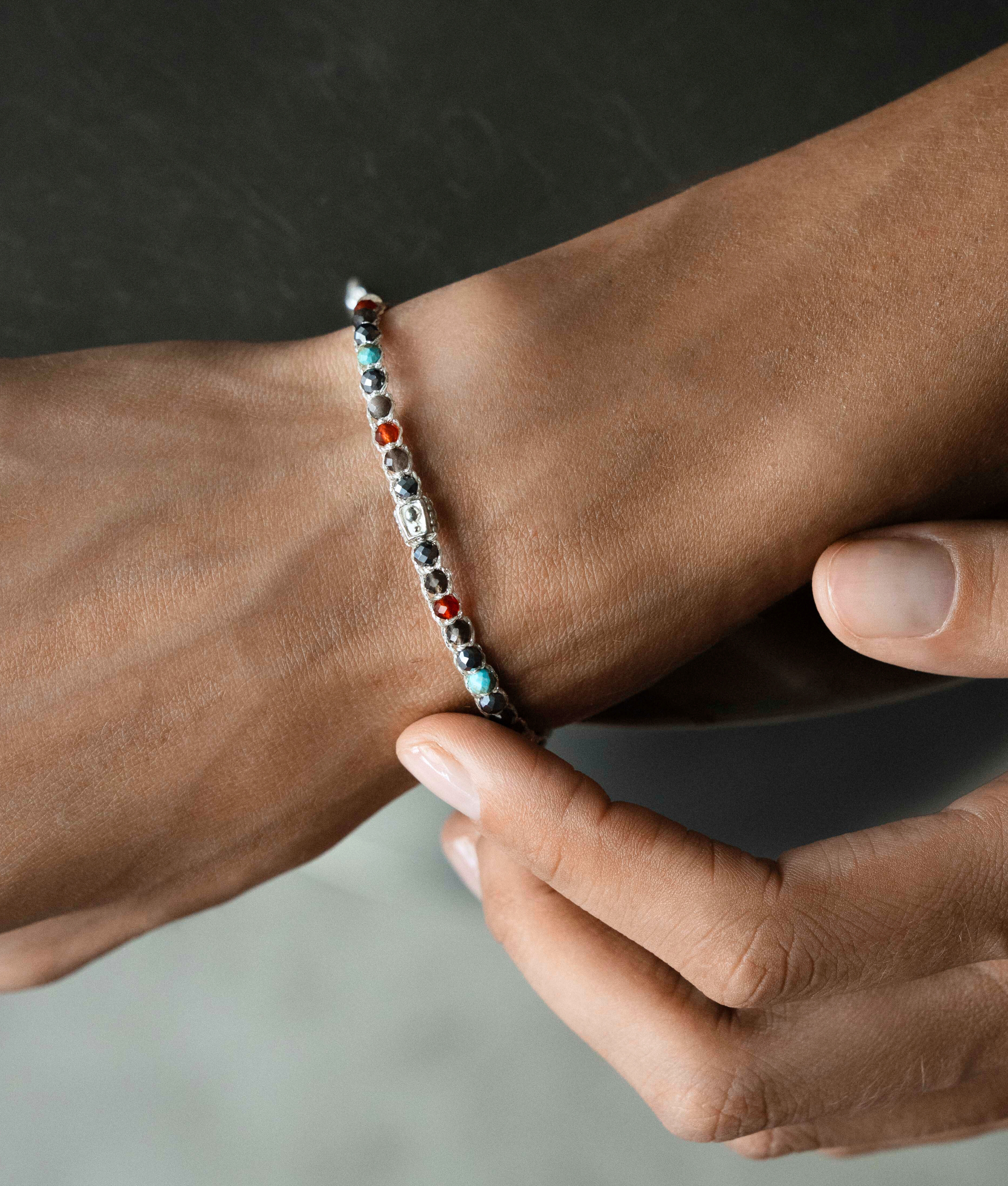 Exclusive Gelang 7 CHAKRA MOONSTONE | SILVER Yarn | Gelang batu