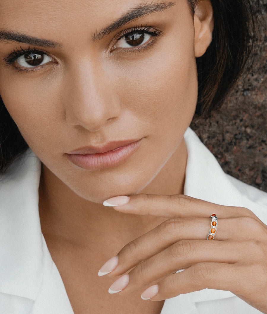 Cincin Carnelian Dari Brazil | Benang Emas