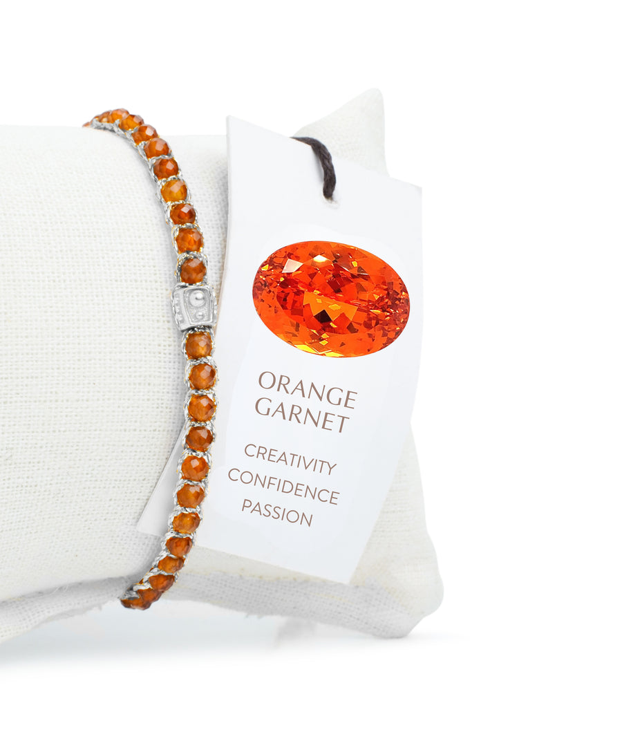 Gelang Garnet Oranye | Benang Emas